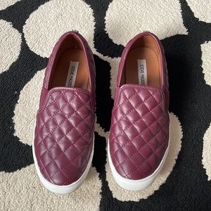 Steve Madden Endell Slip Ons